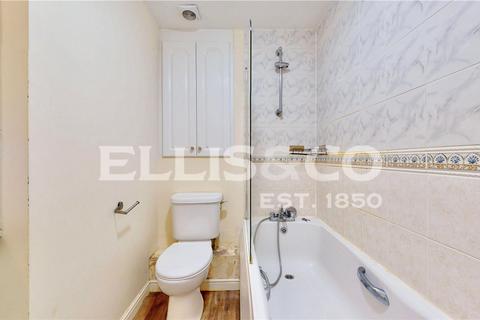 undefined, Chamberlayne Avenue, Wembley, HA9