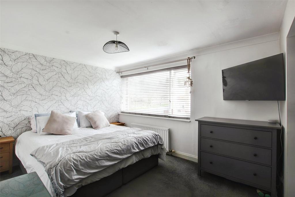 Bed 1