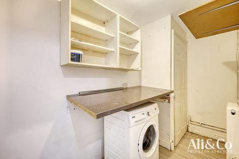 112c Bridge Road, Grays, RM17 6DA