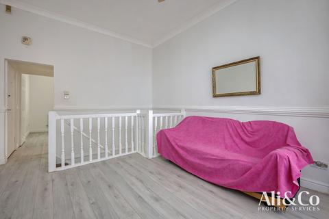 112c Bridge Road, Grays, RM17 6DA