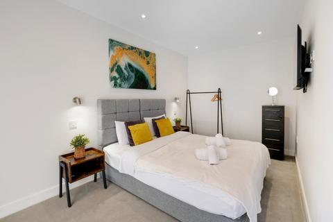 undefined, CR8 Purley Rise 35