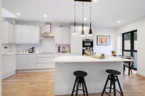 undefined, CR8 Purley Rise 36A