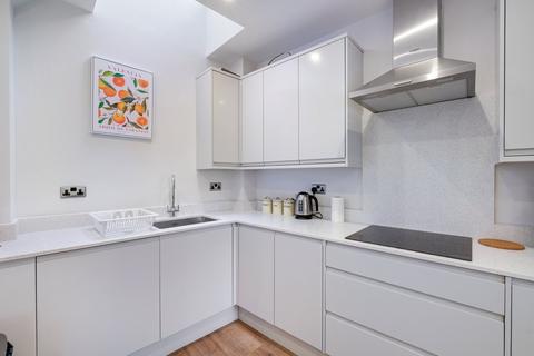undefined, CR8 Purley Rise 36A