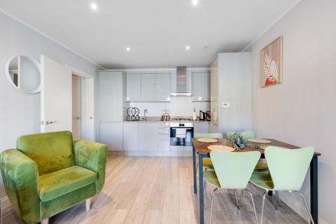 2 bedroom apartment to rent, Flat ,  West Wycombe Road, High Wycombe