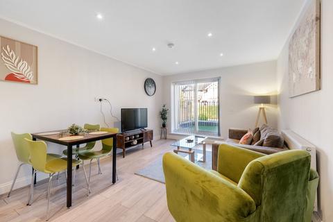 2 bedroom apartment to rent, Flat ,  West Wycombe Road, High Wycombe