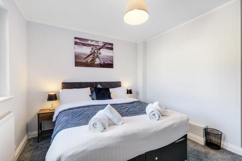 2 bedroom apartment to rent, Flat ,  West Wycombe Road, High Wycombe