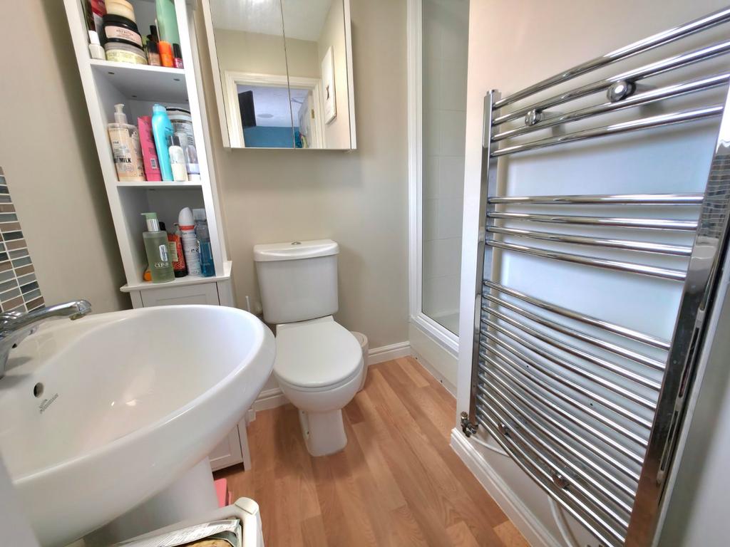 En-Suite Shower