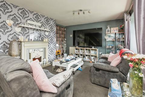 4 bedroom terraced house for sale, Kesteven Road, West Yorkshire BD4