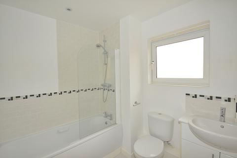 8 Gladwin Way, Harlow, CM20 1AS