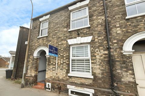 3 bedroom end of terrace house for sale, Newbridge Hill, Lincolnshire LN11