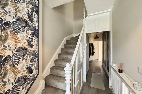 3 bedroom end of terrace house for sale, Newbridge Hill, Lincolnshire LN11