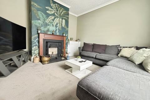 3 bedroom end of terrace house for sale, Newbridge Hill, Lincolnshire LN11