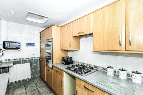 32 Stanwell Close, Sheffield, S9 1PZ