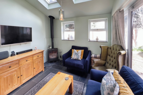 14 Barn Elms, Camblesforth, Selby, YO8 8GY