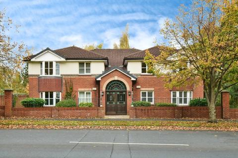 2 bedroom apartment for sale, Pinewood Road, Cheshire SK9