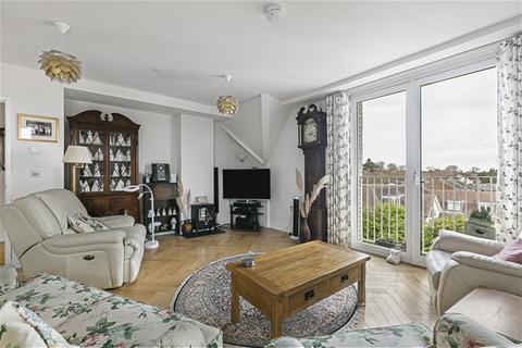 2 bedroom flat for sale, Harpenden AL5