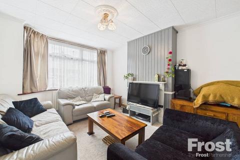 62 West Road, Feltham, TW14 8JE