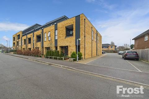 undefined, Southville Road, Feltham, TW14