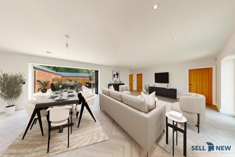 4 bedroom detached bungalow for sale, Model Farm, Hexton SG5