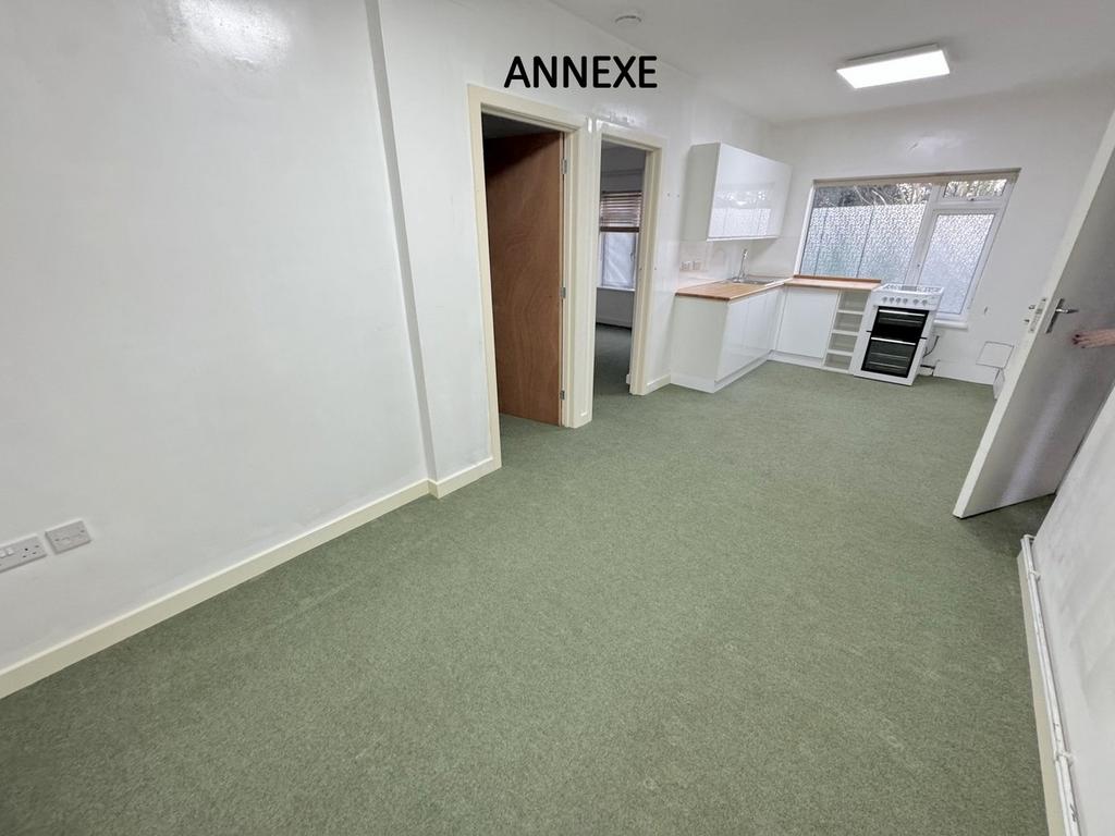 Annexe lounge/kitchen