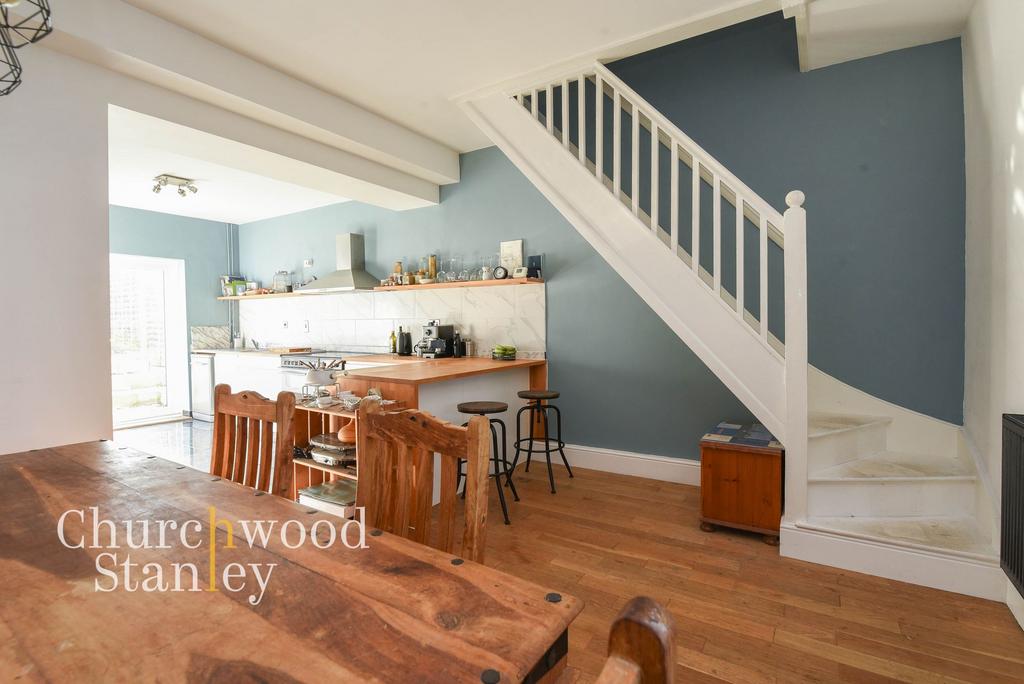 Open plan kitchen / diner