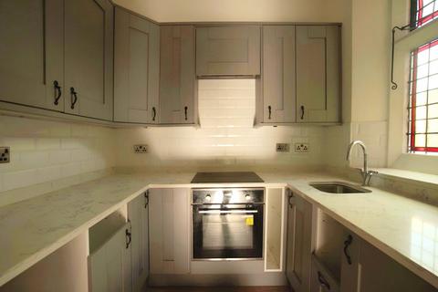 2 bedroom apartment for sale, Stoneleigh Manor, Leicester LE2