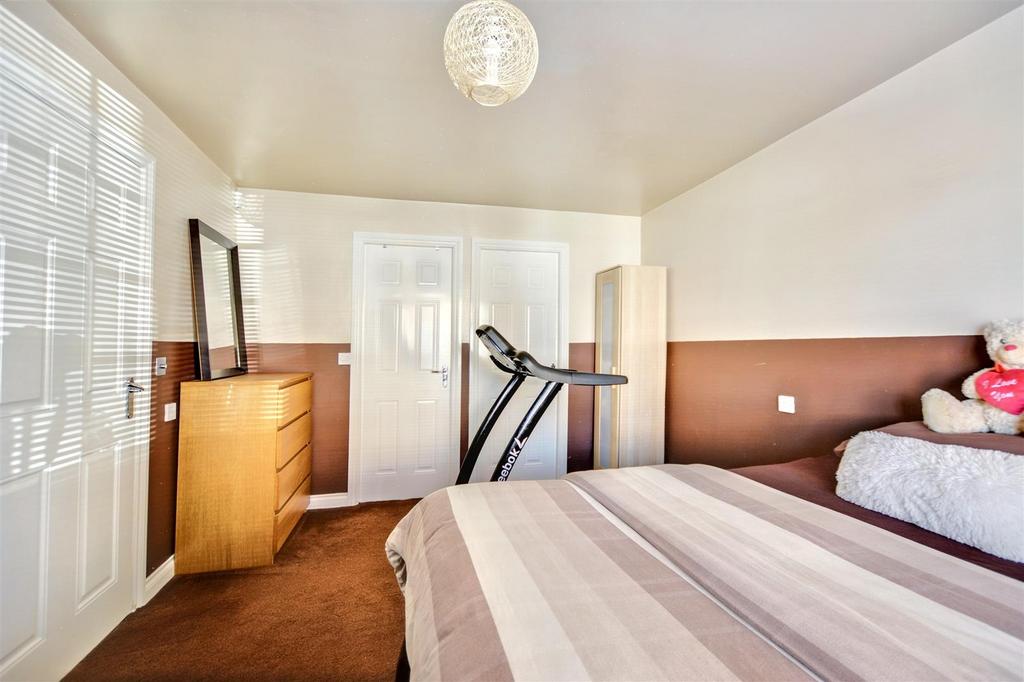 Bedroom 4 2.jpeg