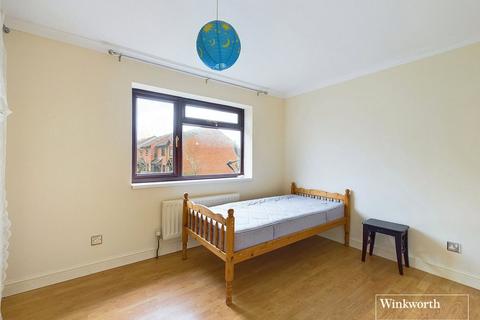 42 Copenhagen Close, Reading, RG2 8UH