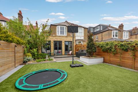 6 bedroom semi-detached house for sale, Twyford Avenue, London W3