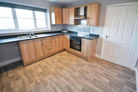 4 bedroom detached house to rent, Castlefields, Toft Hill