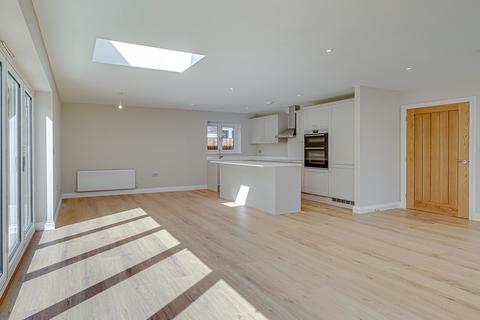 undefined, Gardeners Mews, Crays Hill, CM11