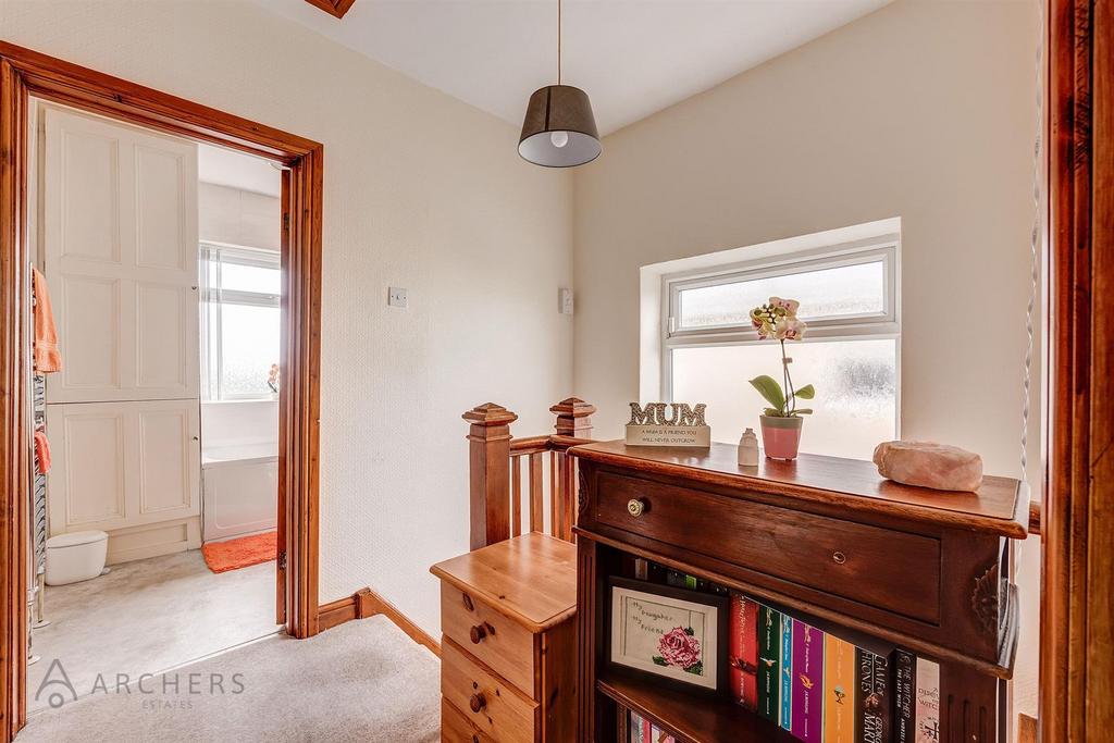 152 Sandygate Road(Interior)(13of19).jpg