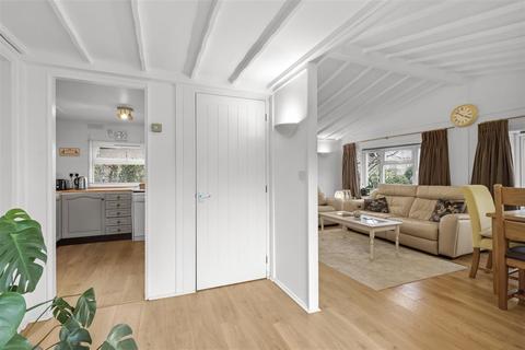 2 bedroom park home for sale, Deanland Wood Park, Golden Cross, Hailsham