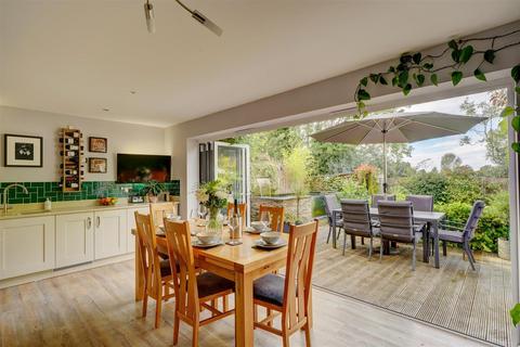 10 Bolas Avenue, Hartlebury, Kidderminster, DY11 7TX