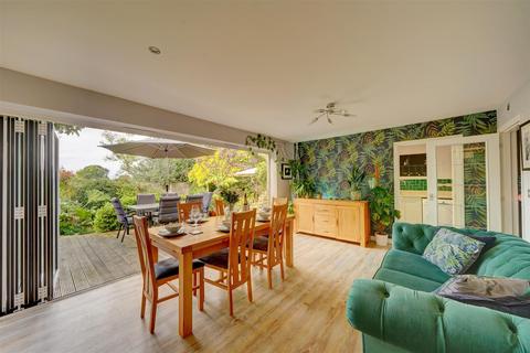 10 Bolas Avenue, Hartlebury, Kidderminster, DY11 7TX