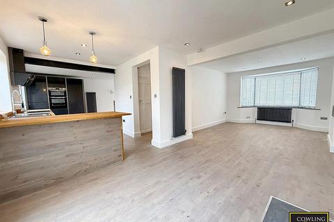 24 Avenue Road, Chelmsford, CM2 9TY