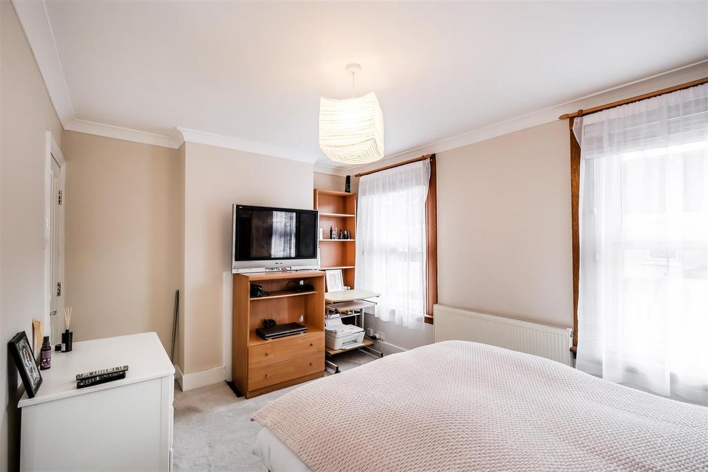 Bedroom one 1.jpg