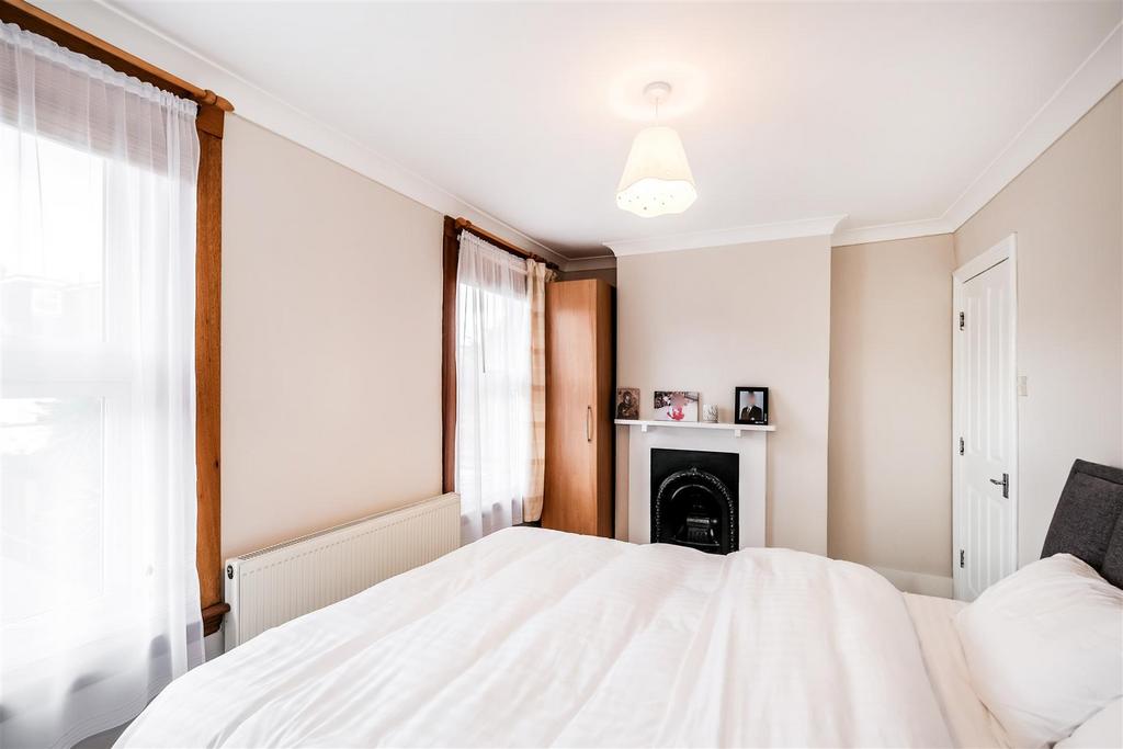 Bedroom two 1.jpg