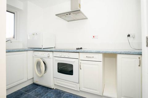 1 bedroom flat for sale, Courtlands Close, Watford, WD24