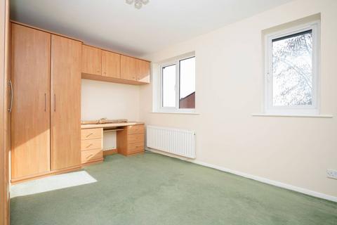 1 bedroom flat for sale, Courtlands Close, Watford, WD24