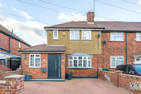 3 bedroom end of terrace house for sale, Ridgeview Close, Barnet, EN5