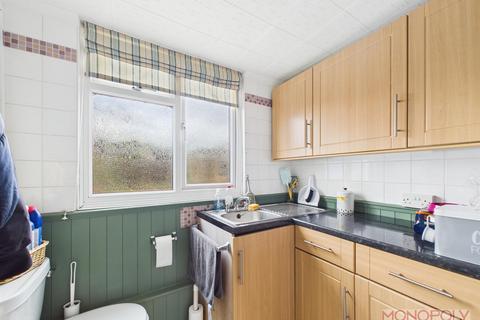 3 bedroom semi-detached house for sale, Bridgeway East, Pentre Maelor, Wrexham
