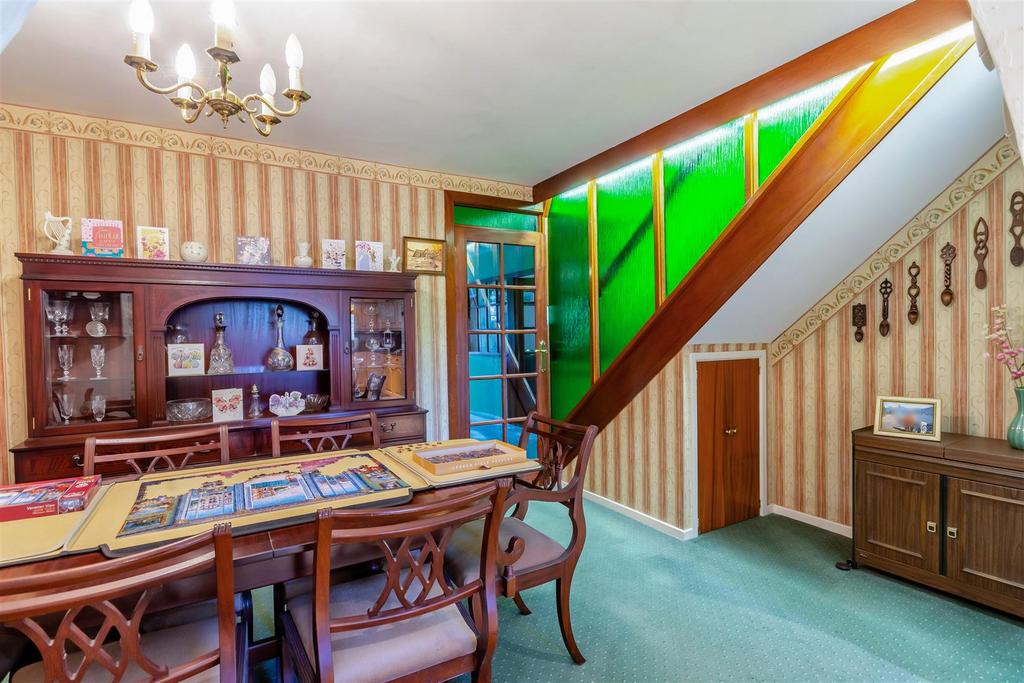 8639206-interior26.jpg