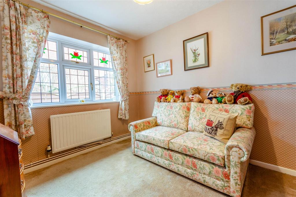 8639206-interior10.jpg