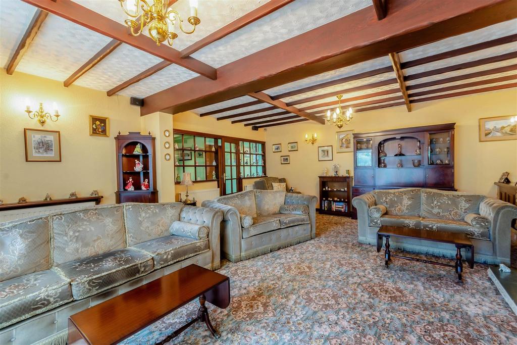 8639206-interior13.jpg