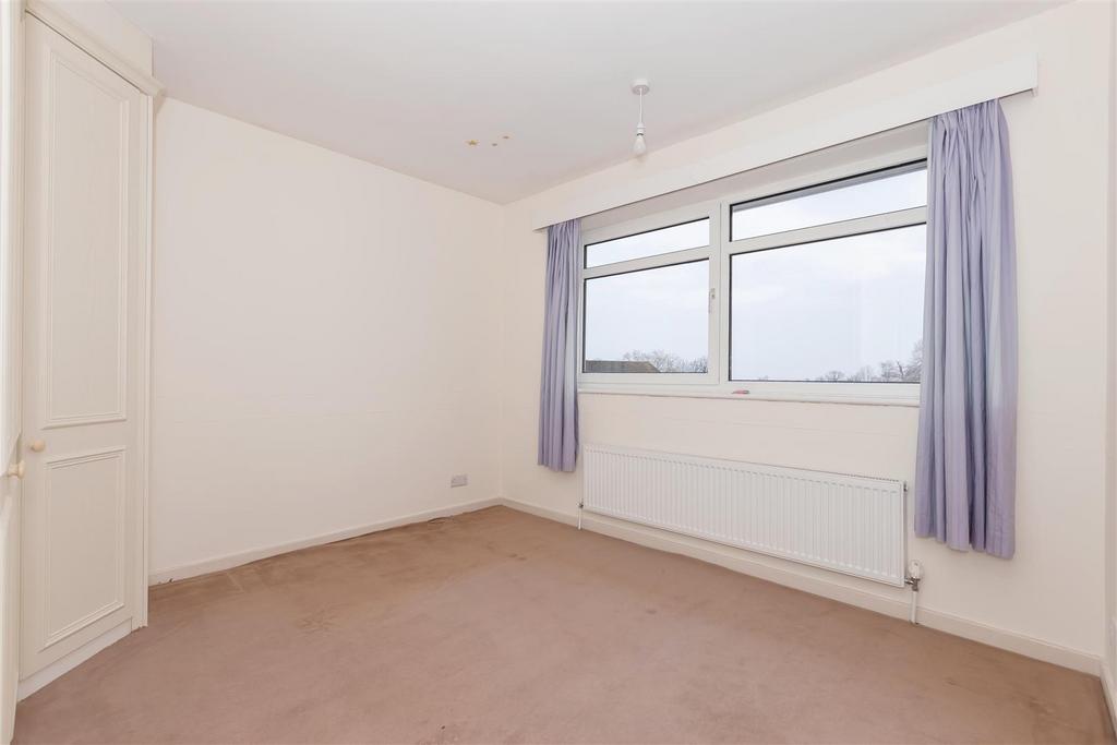 For Sale by Aspire Residential Longlands Glade