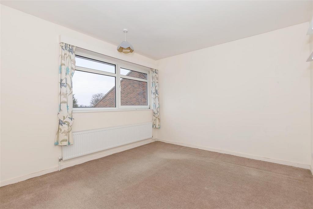 For Sale by Aspire Residential Longlands Glade