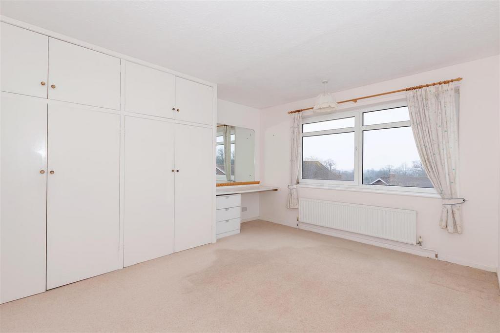 For Sale by Aspire Residential Longlands Glade