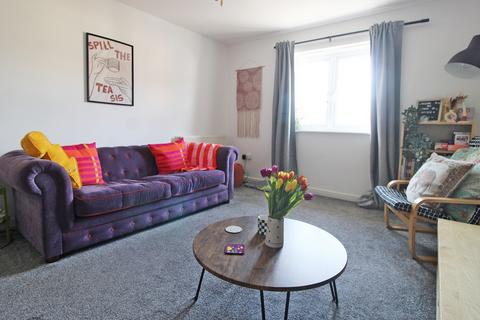 59 Clos Springfield, Talbot Green, Pontyclun, CF72 8FE