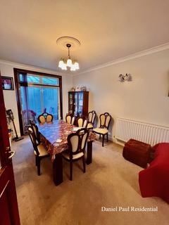 2a Kingsdown Avenue, Ealing, London, W13 9PR